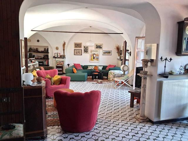 Villa Indipendente in vendita a Costa, Sassello