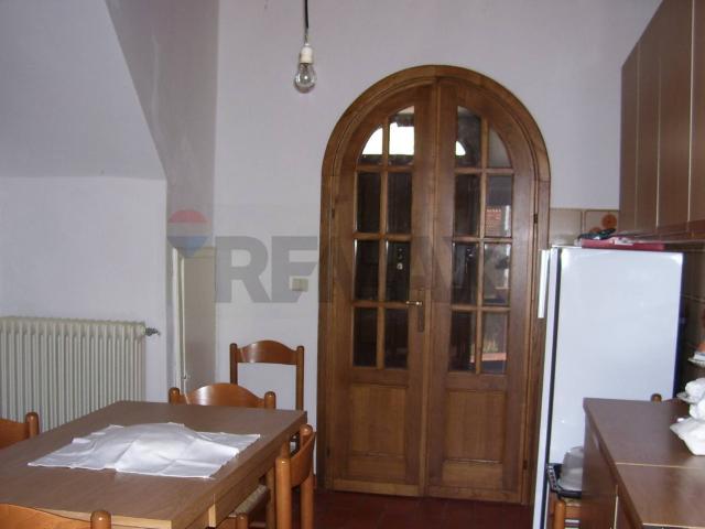 Villa Indipendente in vendita a Unione dei comuni Media Valle del Serchio, Ponte A Serraglio