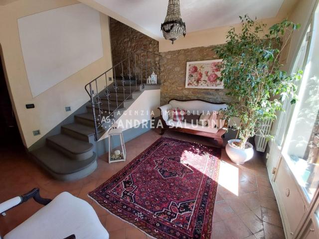 Villa Indipendente in vendita a Cascine di Buti, Buti