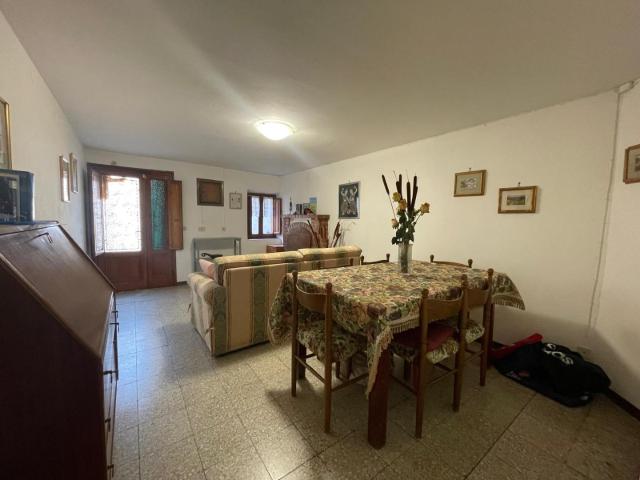 Villa Indipendente in vendita a Capannori, Toscana
