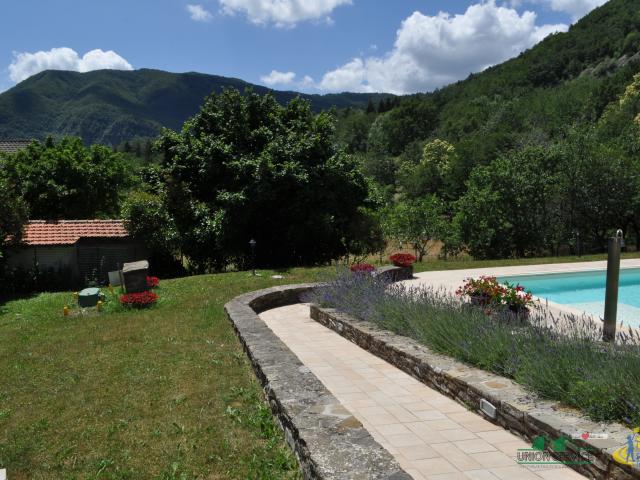 Villa Indipendente in vendita a Maestri, Reggio Emilia