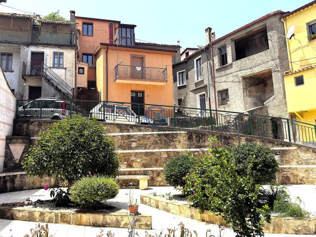 Villa Indipendente in vendita a Calabria, Catanzaro