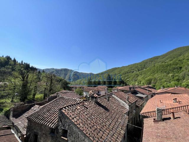 Villa Indipendente in vendita a Unione di comuni Montana Lunigiana, Licciana Nardi