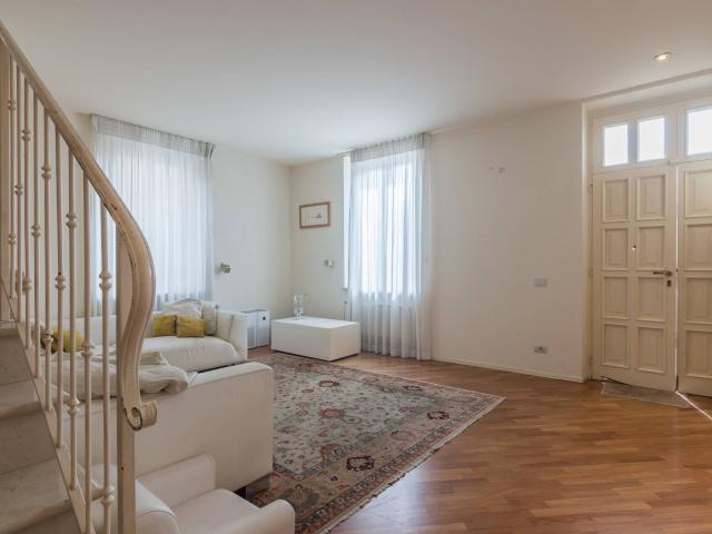 Villa Indipendente in vendita a Centro storico, Pesaro