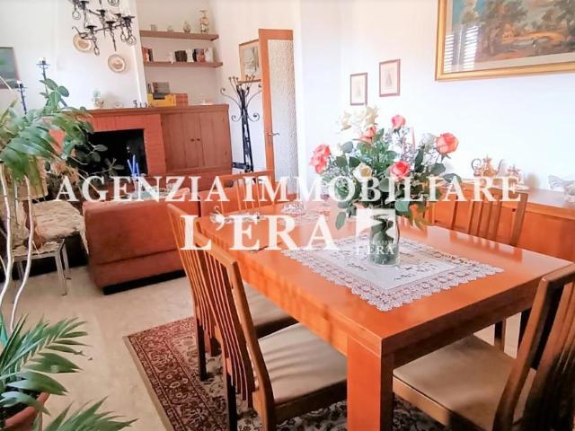 Villa Indipendente in vendita a Pontedera, Toscana