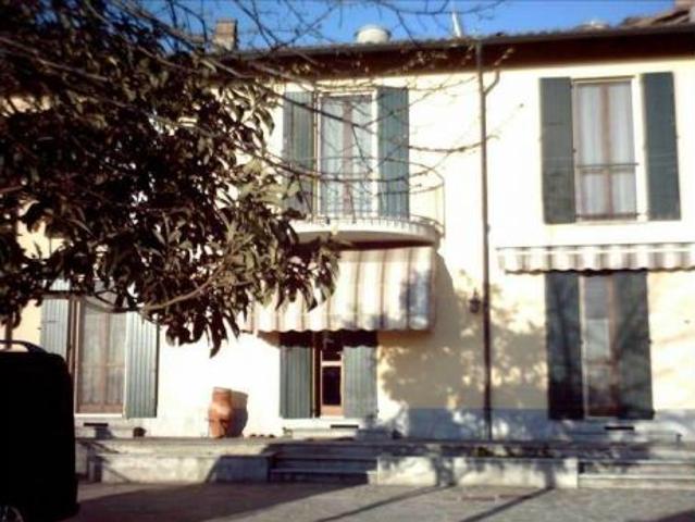 Villa Indipendente in vendita a Pietra De' Giorgi, Lombardia