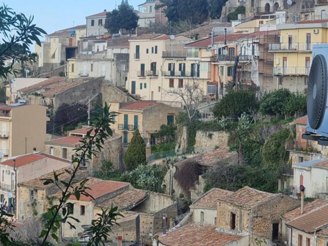 Villa Indipendente in vendita a Castroreale, Sicilia