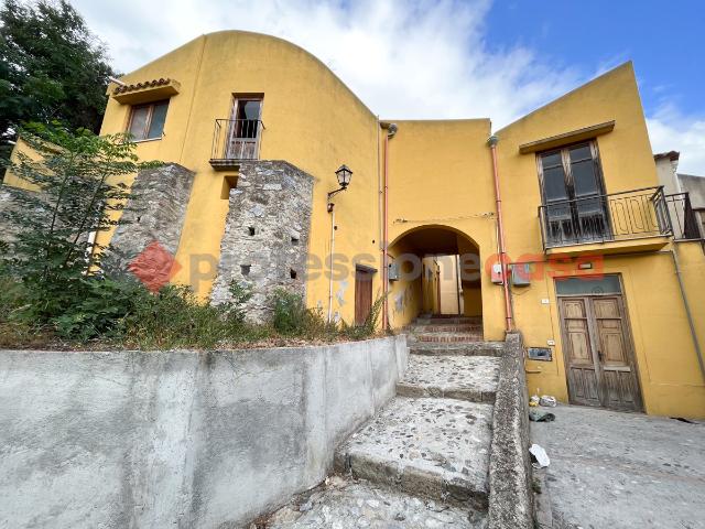 Villa Indipendente in vendita a Crizzina, Castroreale