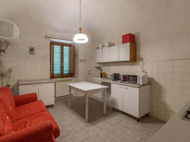 Villa Indipendente in vendita a Larderello, Toscana