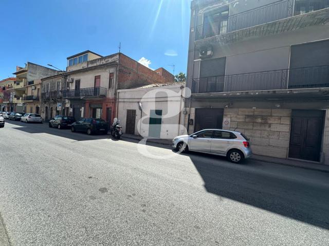 Villa Indipendente in vendita a San Filippo Del Mela, Sicilia