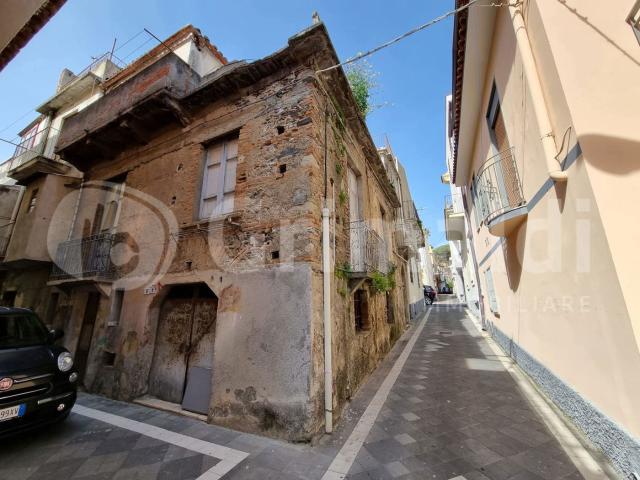 Villa Indipendente in vendita a Bucalo, Santa Teresa Di Riva