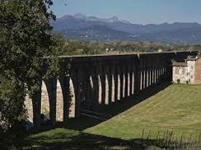 Villa Indipendente in vendita a Capannori, Toscana