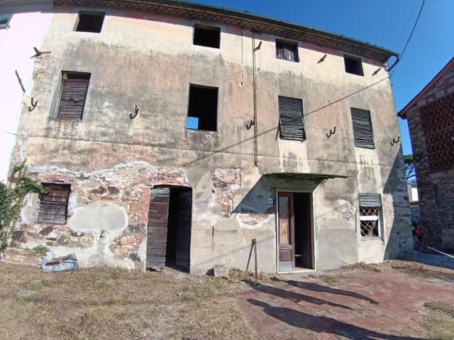 Villa Indipendente in vendita a Capannori, Toscana