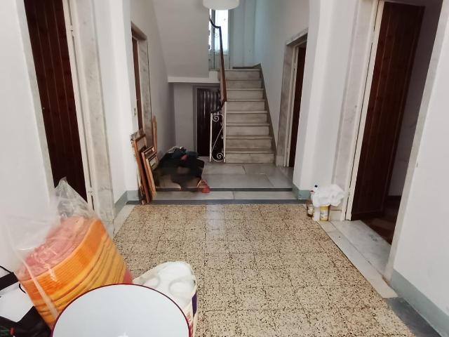 Villa Indipendente in vendita a Carrara, Toscana