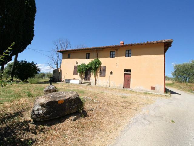 Rustico in vendita a Quarrata, Toscana