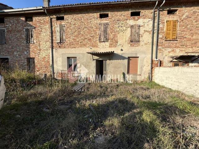 Villa Indipendente in vendita a Rivarolo Del Re, Lombardia