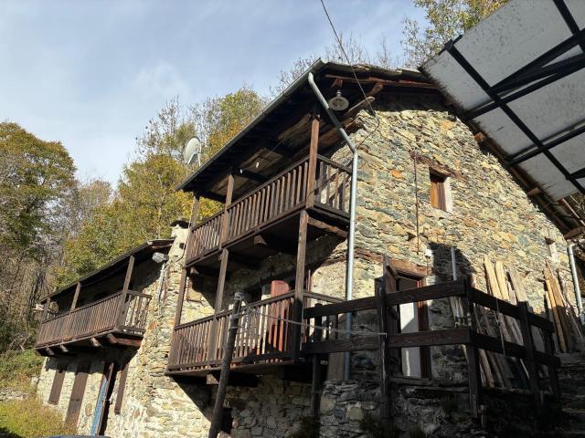 Villa Indipendente in vendita a Unione Montana Alpi Graie, Piemonte