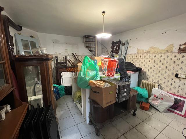 Villa Indipendente in vendita a Rinchiostra, Marina Di Massa