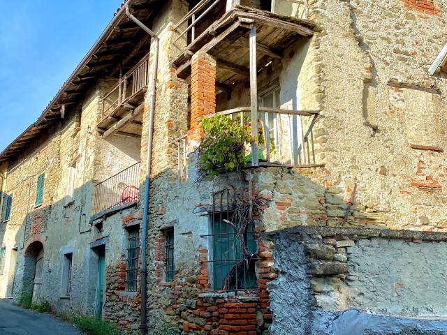 Villa Indipendente in vendita a Bastia Sottana, Sassello