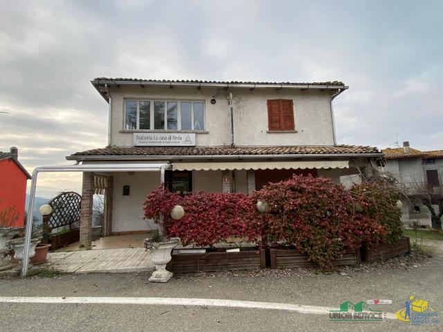 Villa Indipendente in vendita a Noceto, Reggio Emilia