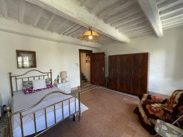 Villa Indipendente in vendita a Bagni Di Lucca Ponte, Toscana