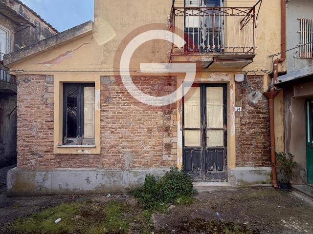Villa Indipendente in vendita a Castelvetere Sul Calore, Campania