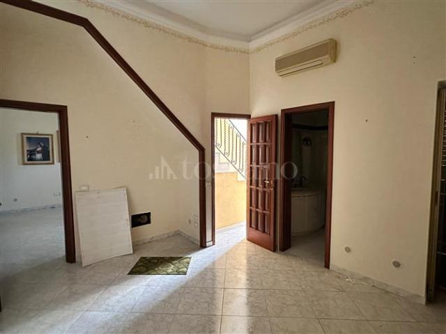 Villa Indipendente in vendita a Aci Castello, Sicilia