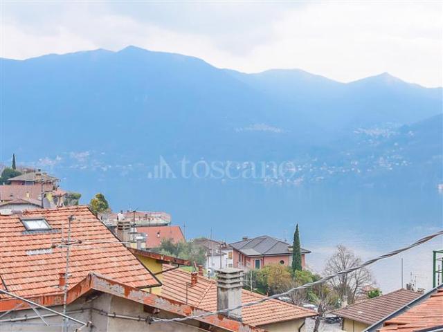 Villa Indipendente in vendita a Moltrasio, Lombardia
