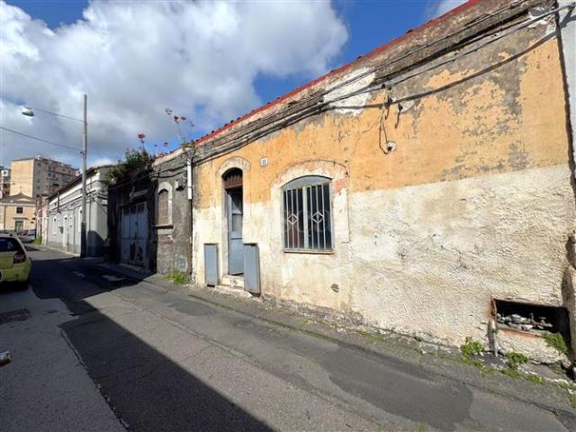 Villa Indipendente in vendita a Borgo-Sanzio, Catania