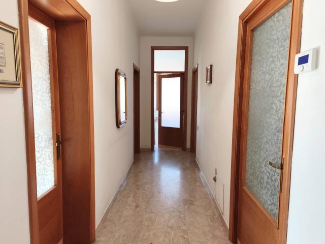 Villa Indipendente in affitto a Marche, Macerata