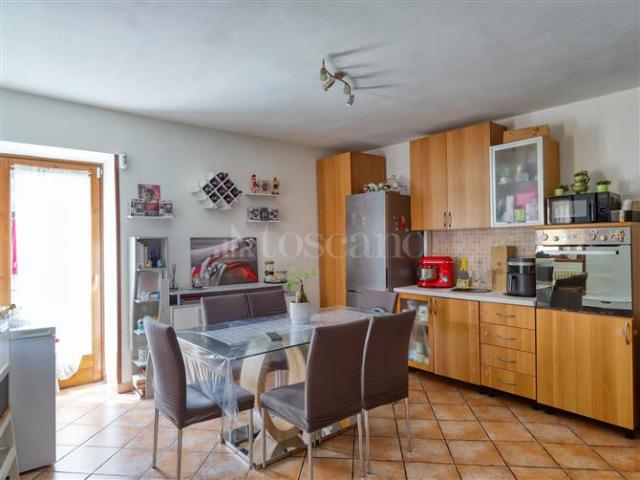 Villa Indipendente in vendita a Comunità Montana del Piambello, Cunardo