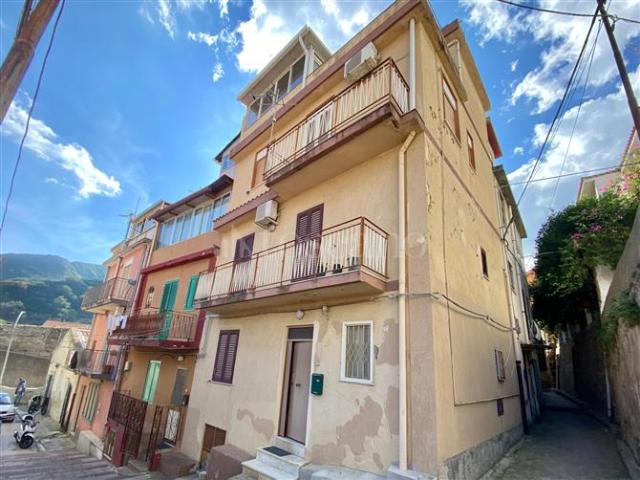 Villa Indipendente in vendita a San Filippo Superiore, Messina