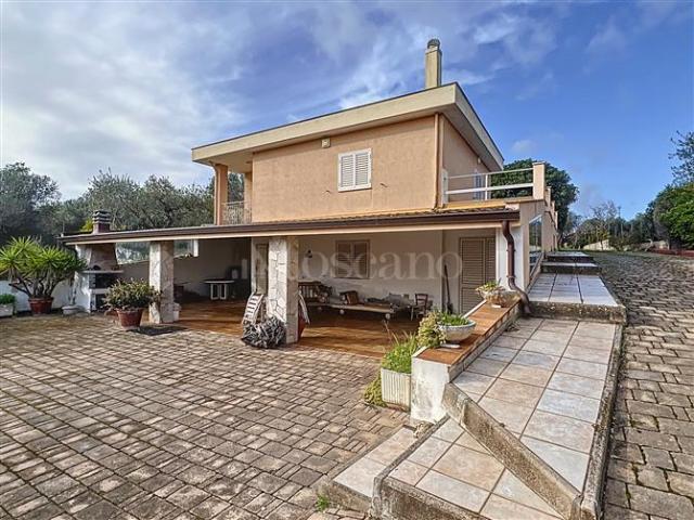 Villa Indipendente in vendita a Sassari