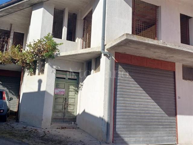 Villa Indipendente in vendita a Paterno, Basilicata