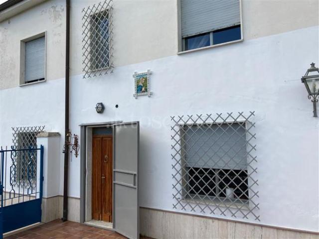 Villa Indipendente in vendita a Viggiano, Basilicata