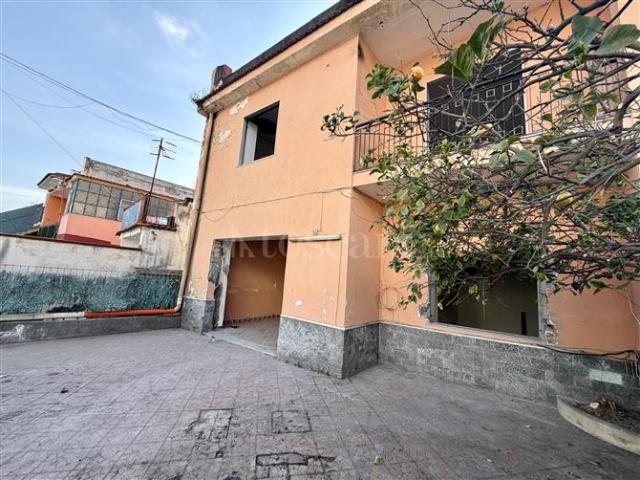 Villa Indipendente in vendita a Massa, Boscoreale