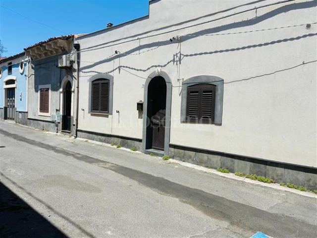 Villa Indipendente in vendita a Picanello-Ognina-Barriera-Canalicchio, Catania