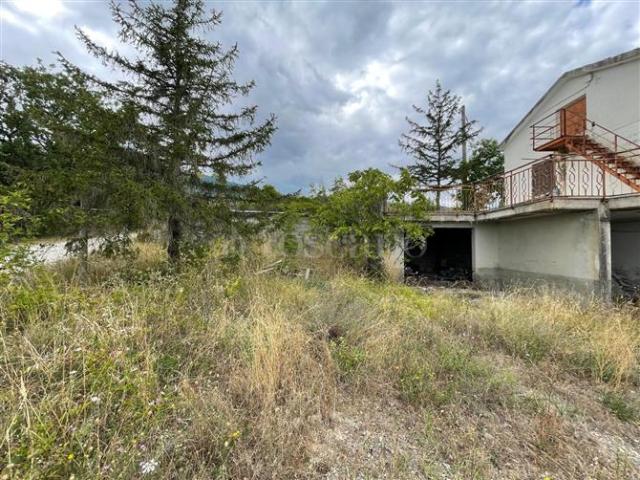 Villa Indipendente in vendita a Unione dei Comuni della Val Vibrata, Civitella Del Tronto