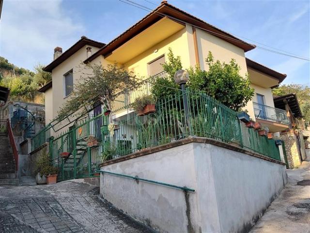 Villa Indipendente in vendita a Sezze, Lazio