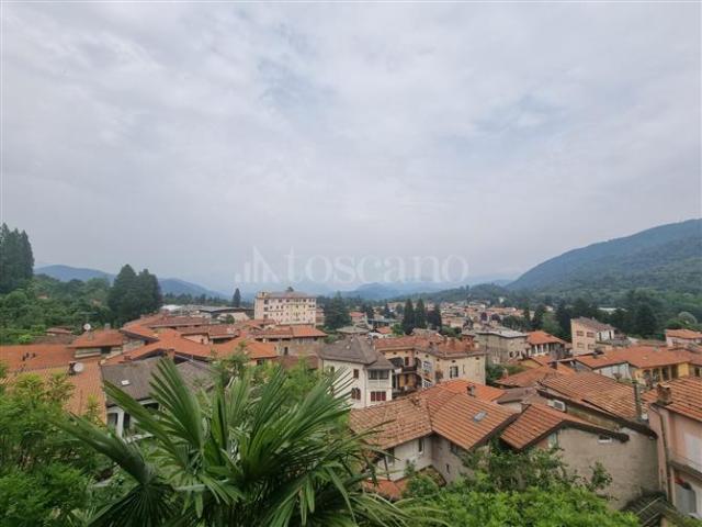 Villa Indipendente in vendita a Comunità Montana del Piambello, Marchirolo