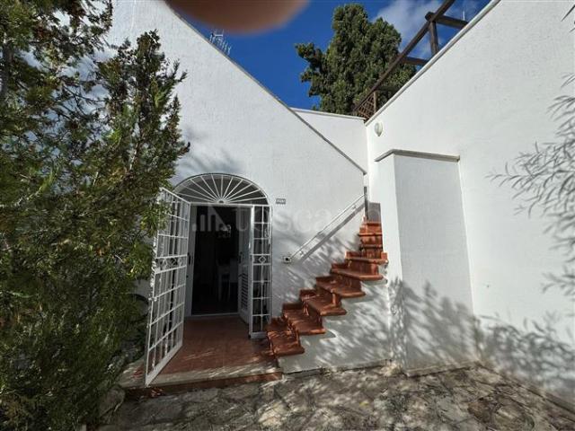 Villa Indipendente in vendita a Rosa Marina di Ostuni, Puglia