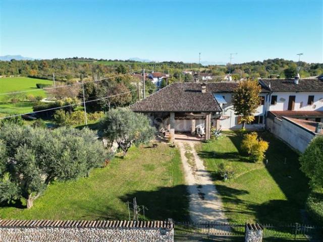Villa Indipendente in vendita a Castiglione Delle Stiviere, Lombardia