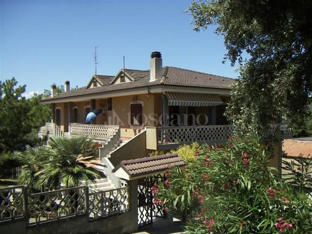 Villa Indipendente in vendita a Elice, Abruzzo