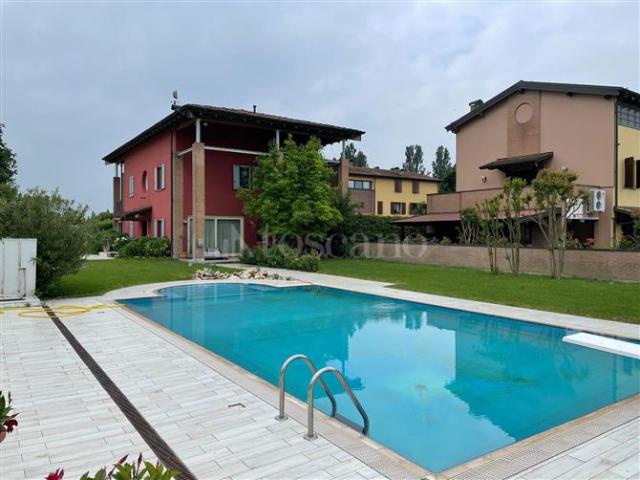 Villa Indipendente in vendita a Tresinaro - Secchia, Re