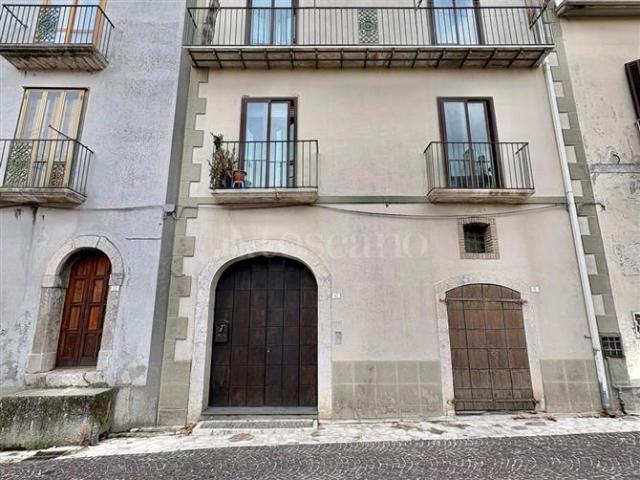 Villa Indipendente in vendita a Ospedaletto D'alpinolo, Campania