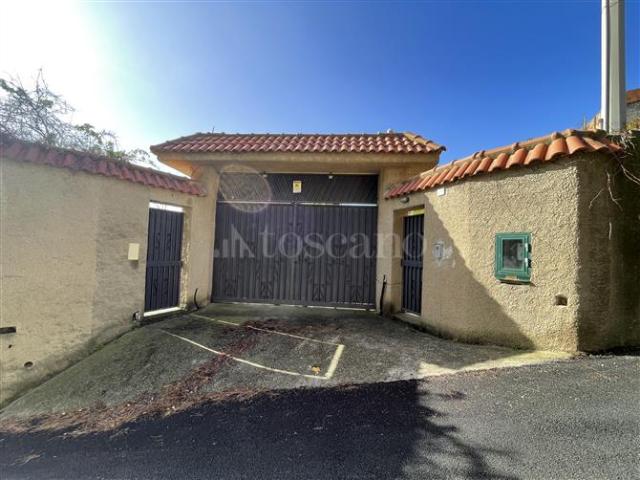 Villa Indipendente in vendita a VI Circoscrizione, Messina