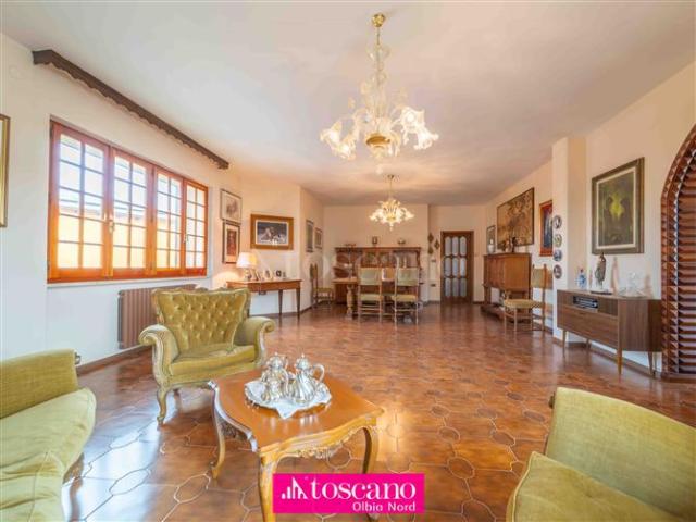 Villa Indipendente in vendita a Oschiri, Sardigna/Sardegna