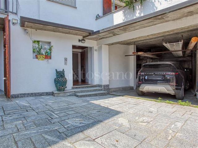 Villa Indipendente in vendita a Comunità Montana del Piambello, Marchirolo