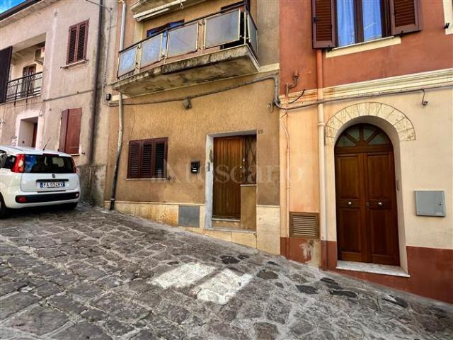 Villa Indipendente in vendita a Osilo, Sardigna/Sardegna