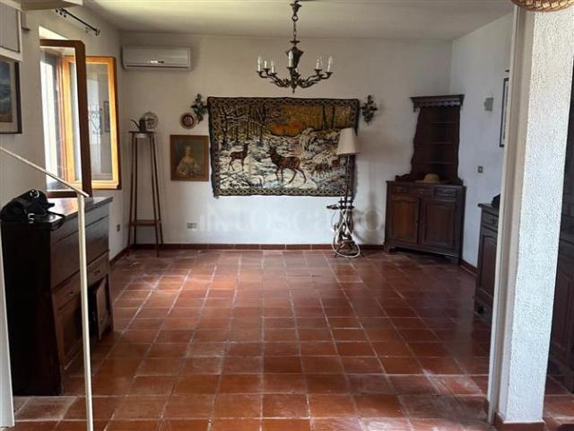 Villa Indipendente in vendita a Avezzano, L'aquila